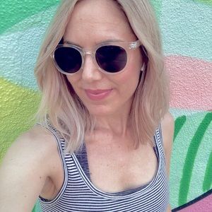 Meet your Posher, Laura